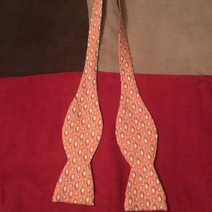 Fish Taco Bow tie